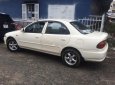 Mazda 323 2000 - Bán xe Mazda 323 2000, màu trắng, chính chủ