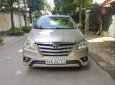 Toyota Innova  2.0E  2016 - Bán Toyota Innova 2.0E năm 2016, màu vàng cát