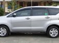 Toyota Innova E 2018 - Bán Toyota Innova E 2018, màu bạc