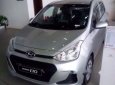 Hyundai Grand i10   AT  2018 - Bán Hyundai Grand i10 AT 2018, màu bạc, sẵn xe giao ngay