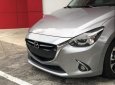 Mazda 2 2016 - Bán xe Mazda 2 năm sản xuất 2016, màu xám, xe gia đình