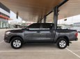 Toyota Hilux 2.4 AT (4X2) 2018 - Bán Toyota Hilux 2.4 AT (4X2) đời 2019, màu xám (ghi), nhập khẩu nguyên chiếc