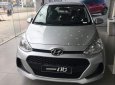 Hyundai Grand i10   AT  2018 - Bán Hyundai Grand i10 AT 2018, màu bạc, sẵn xe giao ngay