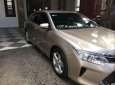 Toyota Camry   2.5Q 2016 - Bán xe Toyota Camry 2.5Q đời 2016, màu vàng xe gia đình