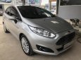 Ford Fiesta 1.5AT Titanium 2015 - Bán Ford Fiesta 1.5AT Titanium màu bạc 2015, full options xe cực mới