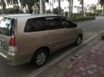 Toyota Innova G 2012 - Tôi muốn bán xe Toyota Innova 2.0G màu ghi vàng, sx 2012, chính chủ gia đình từ đầu