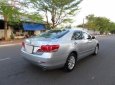 Toyota Camry 2.4G 2009 - Bán xe Toyota Camry 2.4G sản xuất 2009, màu bạc còn mới, giá 625tr