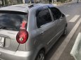 Chevrolet Spark 2010 - Cần bán Chevrolet Spark sản xuất 2010, màu bạc