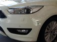 Ford Focus 2018 - Thanh lý lô Ford Focus sản xuất cuối 2018, sẵn màu, sẵn xe, giao ngay trong tháng 12. Lh ngay 0969016692