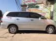 Toyota Innova   G MT 2010 - Cần bán xe Toyota Innova G MT đời 2010, màu bạc