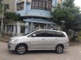 Toyota Innova E 2016 - Bán Inonova 2.0E chính chủ đứng bán, SX cuối 2016 biển Hà Nội