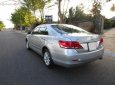 Toyota Camry 2.4G 2009 - Bán xe Toyota Camry 2.4G sản xuất 2009, màu bạc còn mới, giá 625tr