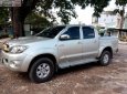 Toyota Hilux 3.0G 4x4 MT 2010 - Bán Toyota Hilux 3.0G 4x4 MT năm sản xuất 2010, màu bạc, xe nhập giá cạnh tranh