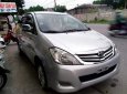 Toyota Innova MT 2011 - Cần bán Toyota Innova MT 2011, màu bạc 