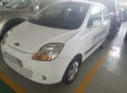 Chevrolet Spark 2014 - Cần bán lại xe Chevrolet Spark năm sản xuất 2014, màu trắng, xe nhập