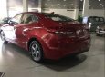 Hyundai Elantra 2018 - Bán ô tô Hyundai Elantra năm sản xuất 2018, màu đỏ, giá 559tr