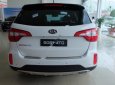 Kia Sorento GATH 2018 - Cần bán xe Kia Sorento GATH năm sản xuất 2018, màu trắng, giá 915tr