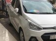 Hyundai Grand i10   2017 - Cần bán gấp Hyundai Grand i10 2017, màu trắng như mới, 380tr