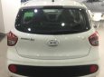 Hyundai Grand i10 1.2 MT Base 2018 - Hyundai I10 số sàn màu trắng xe giao ngay trước Tết, giá KM hấp dẫn, hỗ trợ vay lãi suất ưu đãi. LH: 0903175312