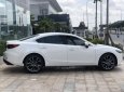 Mazda 6   2.0 Premium 2018 - Cần bán xe Mazda 6 2.0 Premium sản xuất năm 2018, màu trắng, 899tr