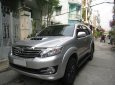 Toyota Fortuner 2016 - Gia đình cần bán Fortuner 2016, số sàn, máy dầu, màu bạc, gia đình sử dụng