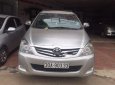 Toyota Innova 2010 - Cần bán gấp Toyota Innova đời 2010, màu bạc, giá chỉ 465 triệu