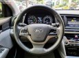 Hyundai Elantra 1.6 2016 - Bán xe Hyundai Elantra 1.6 sản xuất 2016, màu đen như mới  