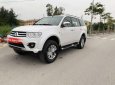 Mitsubishi Pajero Sport MT 2016 - Gia đình cần bán xe Mitsubishi Pajero Sport số sàn, máy dầu tiết kiệm nhiên liệu