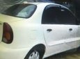 Daewoo Nubira   MT 2004 - Cần bán Daewoo Nubira MT năm 2004, màu trắng, xe đẹp