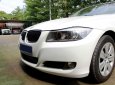 BMW 3 Series 320i 2011 - Bán BMW 320i 2011, màu trắng đen, đi 40000km