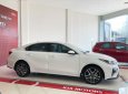 Kia Cerato MT 2018 - Bán Kia Cerato 2019 - hoàn toàn mới, giá 559 triệu - Trả trước 175 triệu sở hữu xe - LH: 0976.959.551