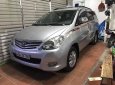 Toyota Innova G 2010 - Bán Toyota Innova G màu bạc, đời 2010, xe đẹp