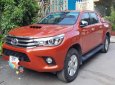 Toyota Hilux 2016 - Cần bán lại xe Toyota Hilux năm 2016, màu đỏ, xe nhập số tự động, giá chỉ 720 triệu