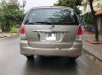 Toyota Innova G 2012 - Gia đình cần bán Toyota Innova G 2012 số sàn, màu vàng cát