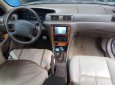 Toyota Camry GLi 2000 - Bán Toyota Camry GLi 2000, màu bạc xe gia đình