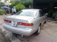 Toyota Camry GLi 2000 - Bán Toyota Camry GLi 2000, màu bạc xe gia đình