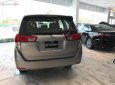 Toyota Innova 2.0E 2018 - Bán Toyota Innova 2.0E 2018, màu nâu giá cạnh tranh
