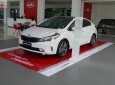 Kia Cerato 2.0 AT 2018 - Cần bán Kia Cerato 2.0 AT đời 2018, màu trắng, giá tốt