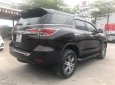 Toyota Fortuner   2.7V AT  2017 - Bán Toyota Fortuner 2.7V AT đời 2017, màu đen, nhập khẩu  