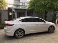 Hyundai Elantra GLS 2.0AT 2017 - Bán Hyundai Elantra GLS 2.0AT đời 2017, màu trắng, 668tr