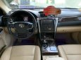 Toyota Camry 2.0E 2015 - Bán xe Toyota Camry 2.0E 2015, màu bạc, giá thương lượng