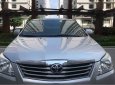 Toyota Innova 2015 - Cần bán gấp Toyota Innova đời 2015, màu xám, giá chỉ 568 triệu