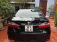 Toyota Camry 2.0 E 2016 - Cần bán Toyota Camry 2.0 E đời 2016, màu đen, giá 900tr