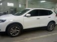 Nissan X trail SV 2016 - Nissan Biên Hoà thanh lý xe Xtrail 2 cầu 2.5 SV, giá ra đi 950tr (màu trắng)