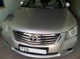 Toyota Camry 2010 - Cần bán gấp Toyota Camry đời 2010, màu bạc