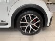 Volkswagen New Beetle 2018 - [VW Trần Hưng Đạo] giao ngay Beetle 2.0 đủ màu, nhập khẩu nguyên chiếc, hỗ trợ vay 80% với lãi suất thấp