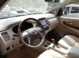 Toyota Innova V 2014 - Cần bán Toyota Innova V năm 2014, màu bạc số tự động