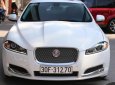 Jaguar XF 2.0 2014 - Bán Jaguar XF 2.0 model 2014 đăng ký 2016, màu trắng nội thất da bò