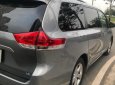 Toyota Sienna LE 2.7 2011 - Bán Toyota Sienna LE 2.7 đời 2011, màu xám, nhập khẩu