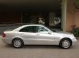 Mercedes-Benz E240 2003 - Cần bán Mercedes E240 2003, màu bạc, bảo hành 12 tháng 